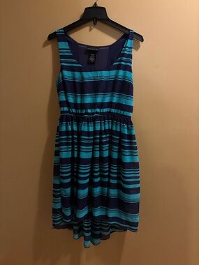 ⭐️⭐️Striped Navy and Teal Sleeveless Dress